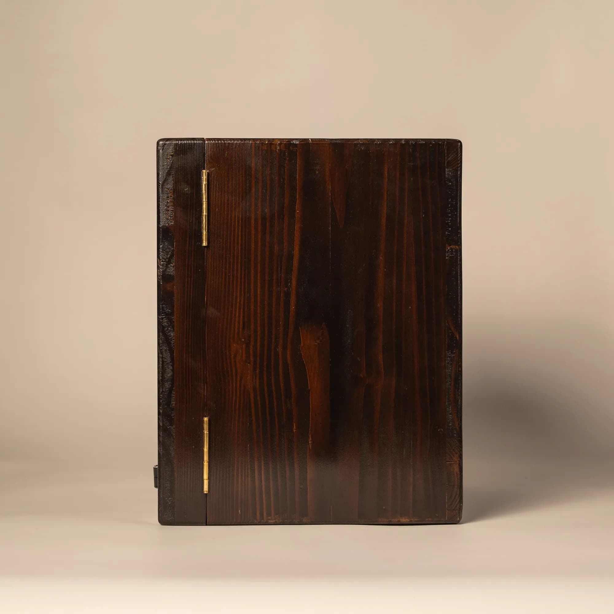 Naemo Box photo booth side view