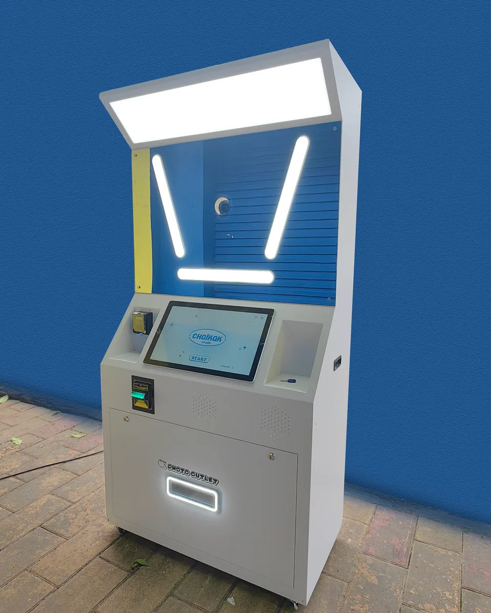 Standard Angle photo booth machine, front view with LED light frame
